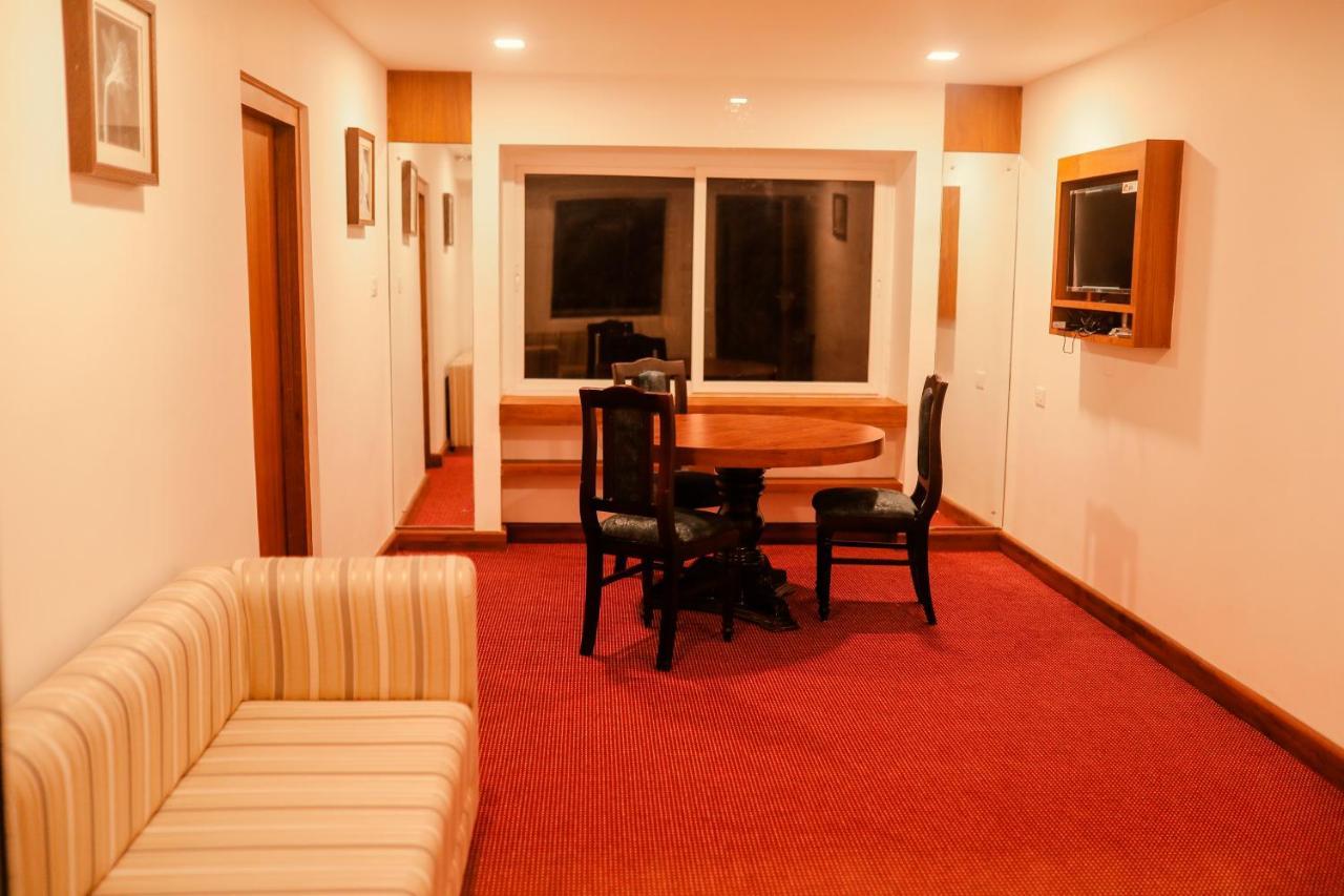 Mpsroyalsuites Perintalmanna Zewnętrze zdjęcie