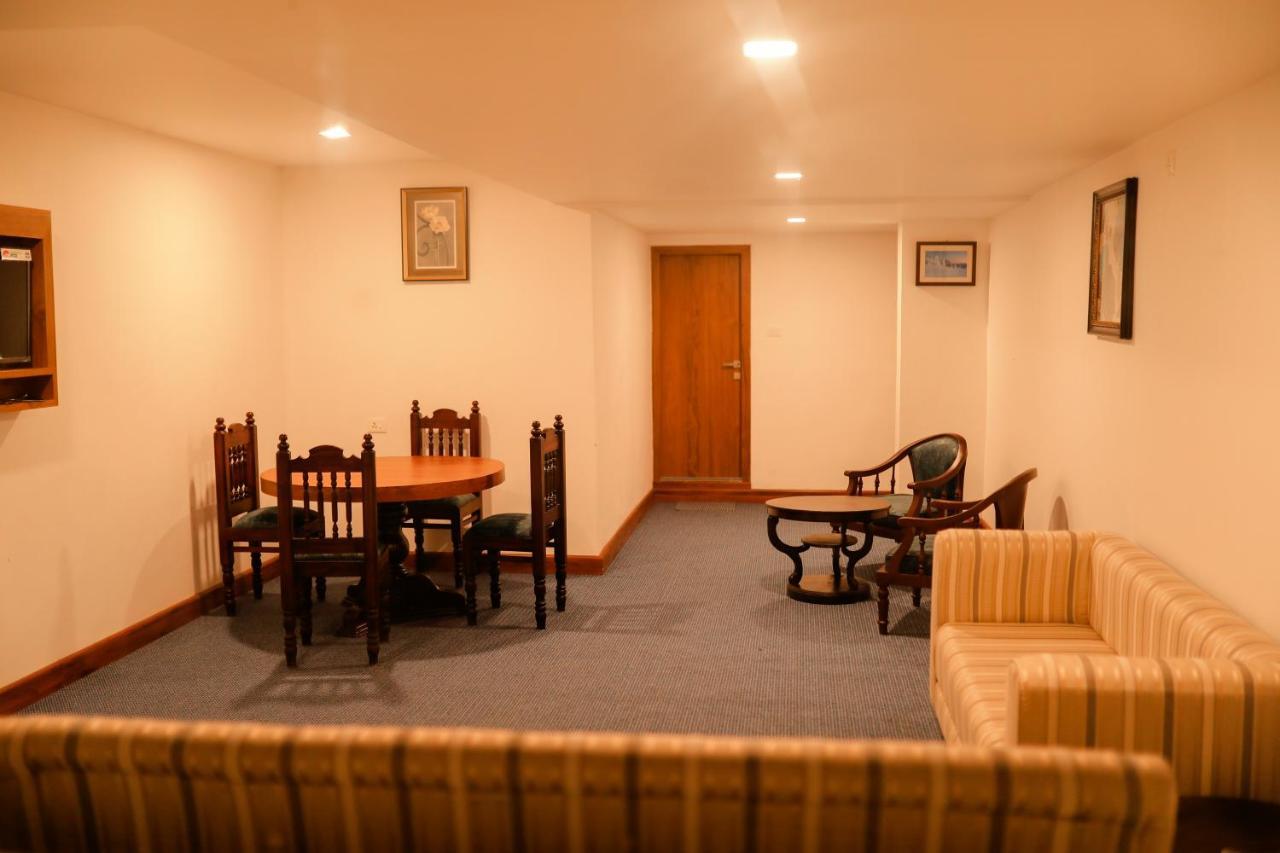 Mpsroyalsuites Perintalmanna Zewnętrze zdjęcie