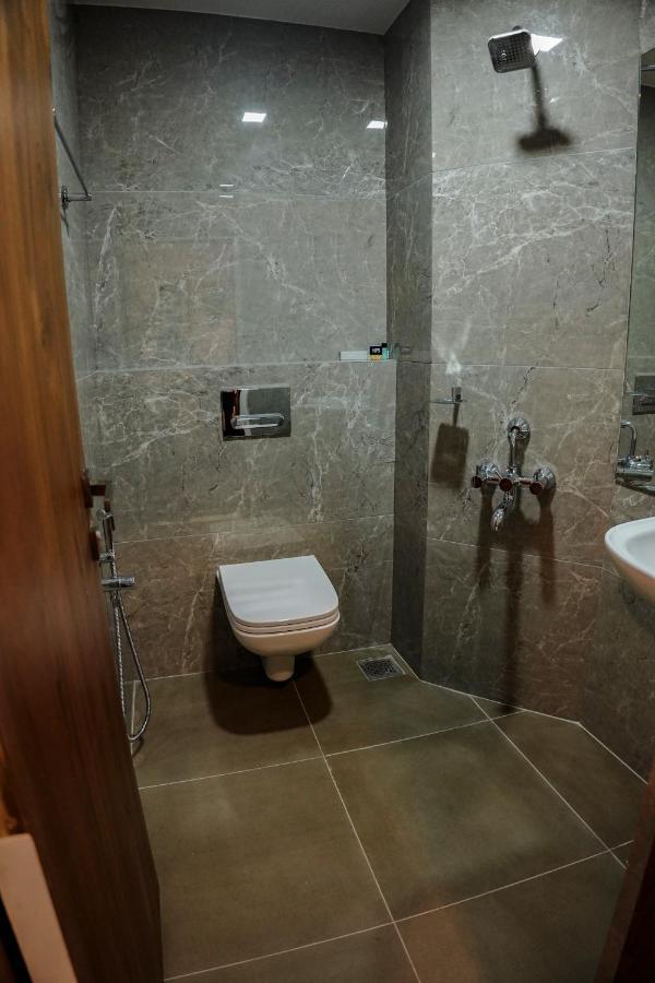 Mpsroyalsuites Perintalmanna Zewnętrze zdjęcie