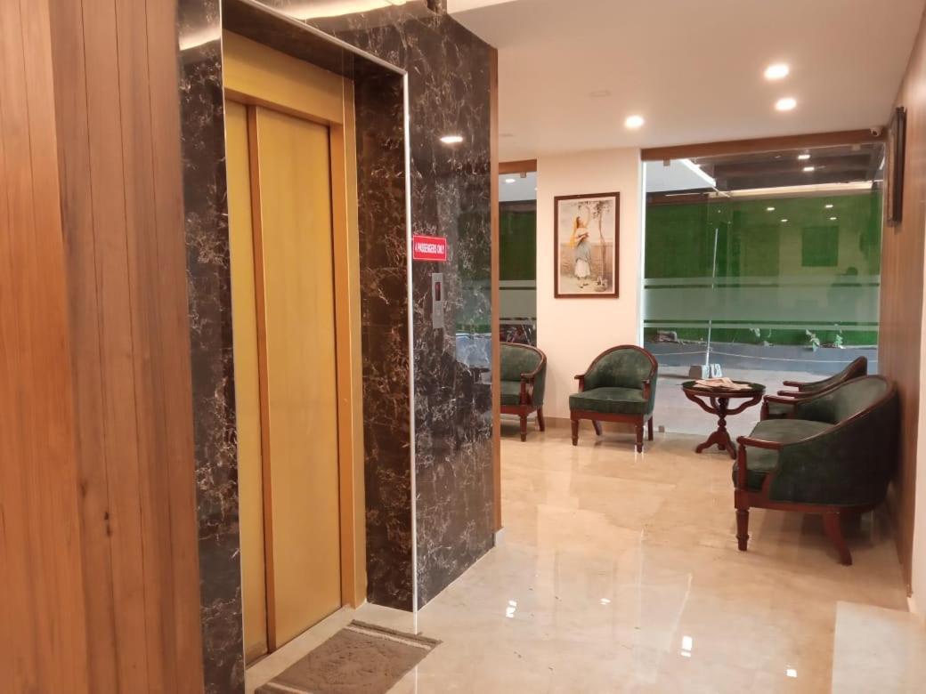 Mpsroyalsuites Perintalmanna Zewnętrze zdjęcie